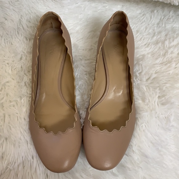 chloe scalloped block heel